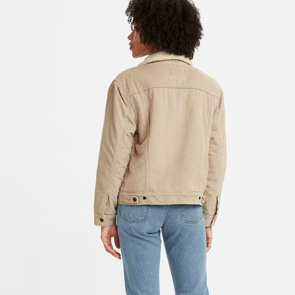 Levi's Women's Premium Ex-Boyfriend Corduroy Sherpa Trucker Jacket - Picture 2 of 8